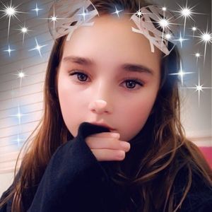 Meet your Posher, Aunyka